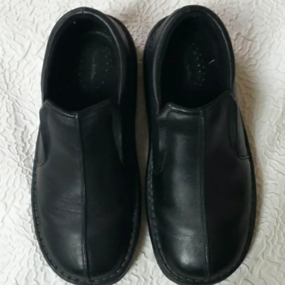 Thom McAn Black Leather Marcos Loafer Shoe, Comfort slip-on. Size 8